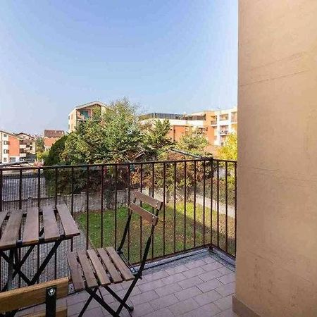 Appartamento A Pochi Passi Dalla Stazione Comodo A Coppie E Famiglie, Casa Ferrucci Collegno Bagian luar foto