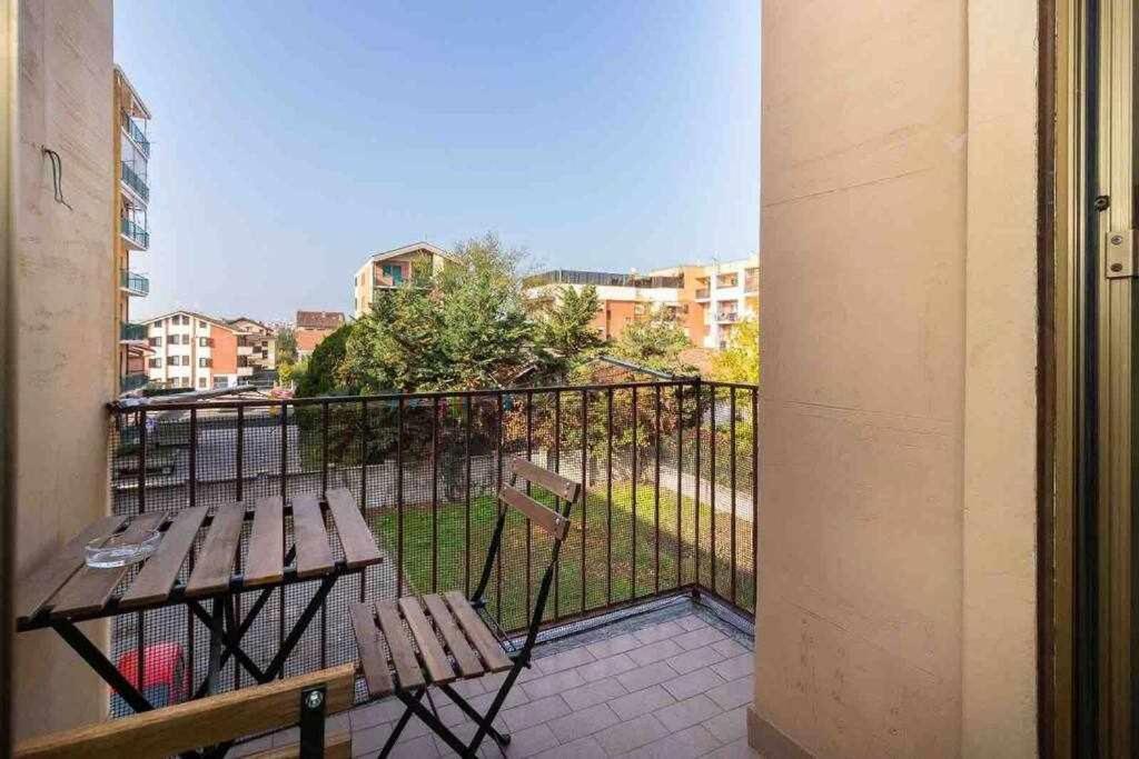Appartamento A Pochi Passi Dalla Stazione Comodo A Coppie E Famiglie, Casa Ferrucci Collegno Bagian luar foto