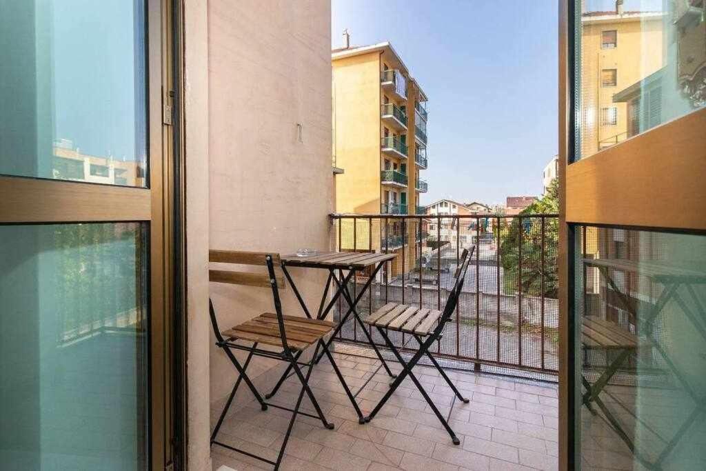 Appartamento A Pochi Passi Dalla Stazione Comodo A Coppie E Famiglie, Casa Ferrucci Collegno Bagian luar foto