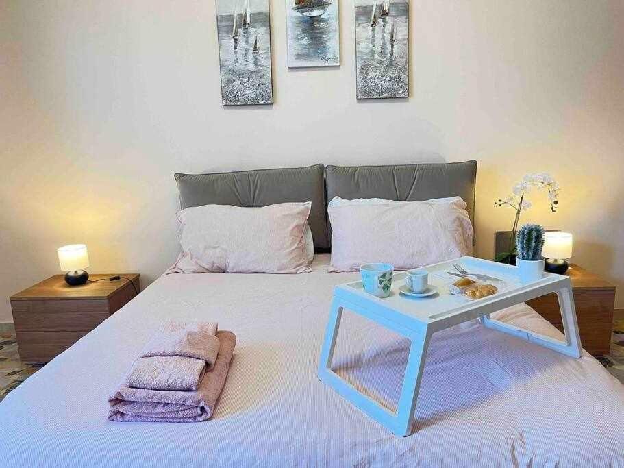 Appartamento A Pochi Passi Dalla Stazione Comodo A Coppie E Famiglie, Casa Ferrucci Collegno Bagian luar foto