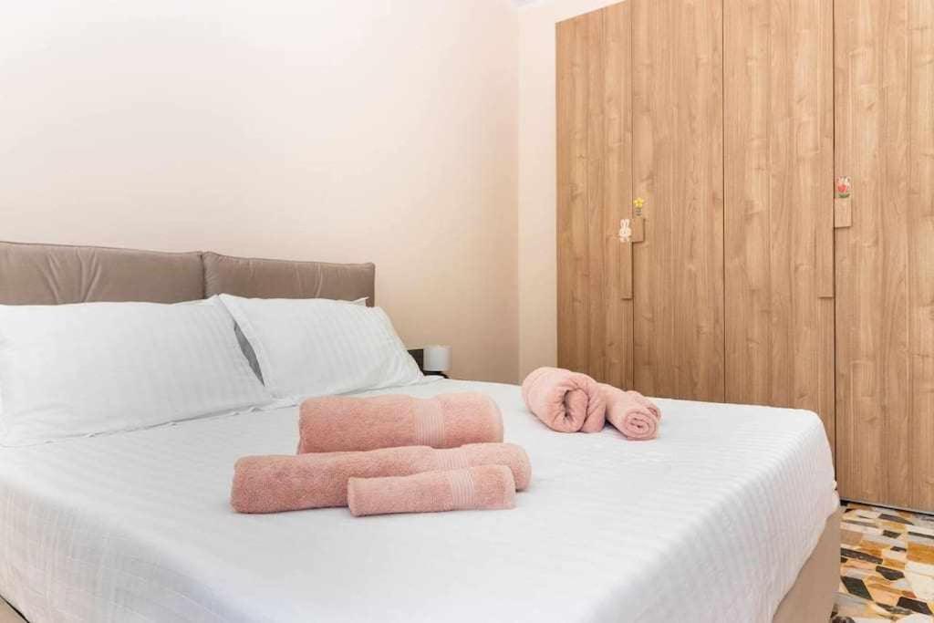 Appartamento A Pochi Passi Dalla Stazione Comodo A Coppie E Famiglie, Casa Ferrucci Collegno Bagian luar foto