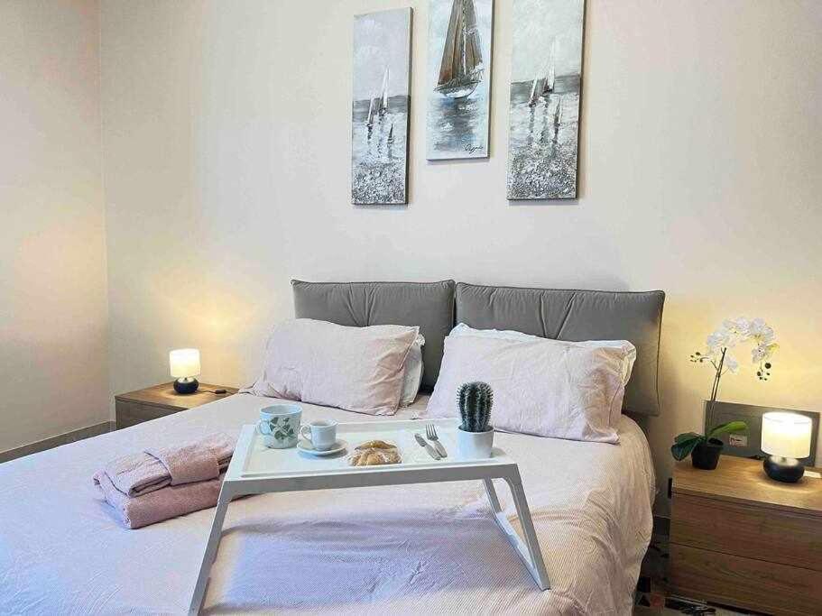 Appartamento A Pochi Passi Dalla Stazione Comodo A Coppie E Famiglie, Casa Ferrucci Collegno Bagian luar foto